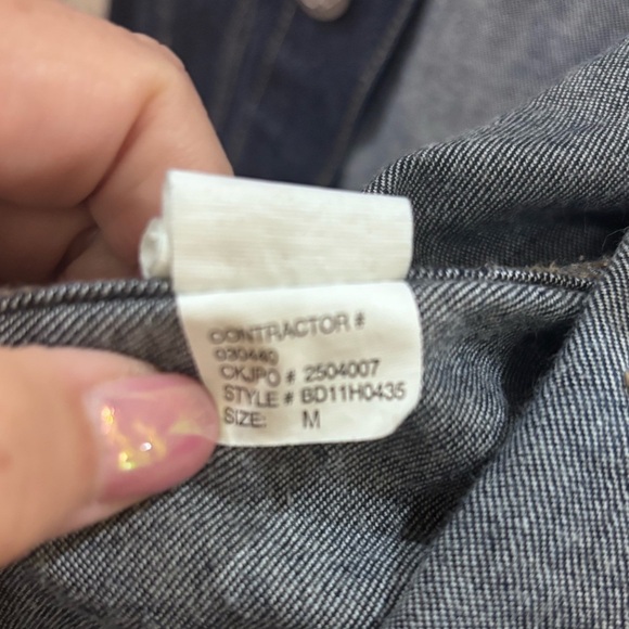 Women’s Denim Jacket Size Medium Calvin Klein - Picture 3 of 9
